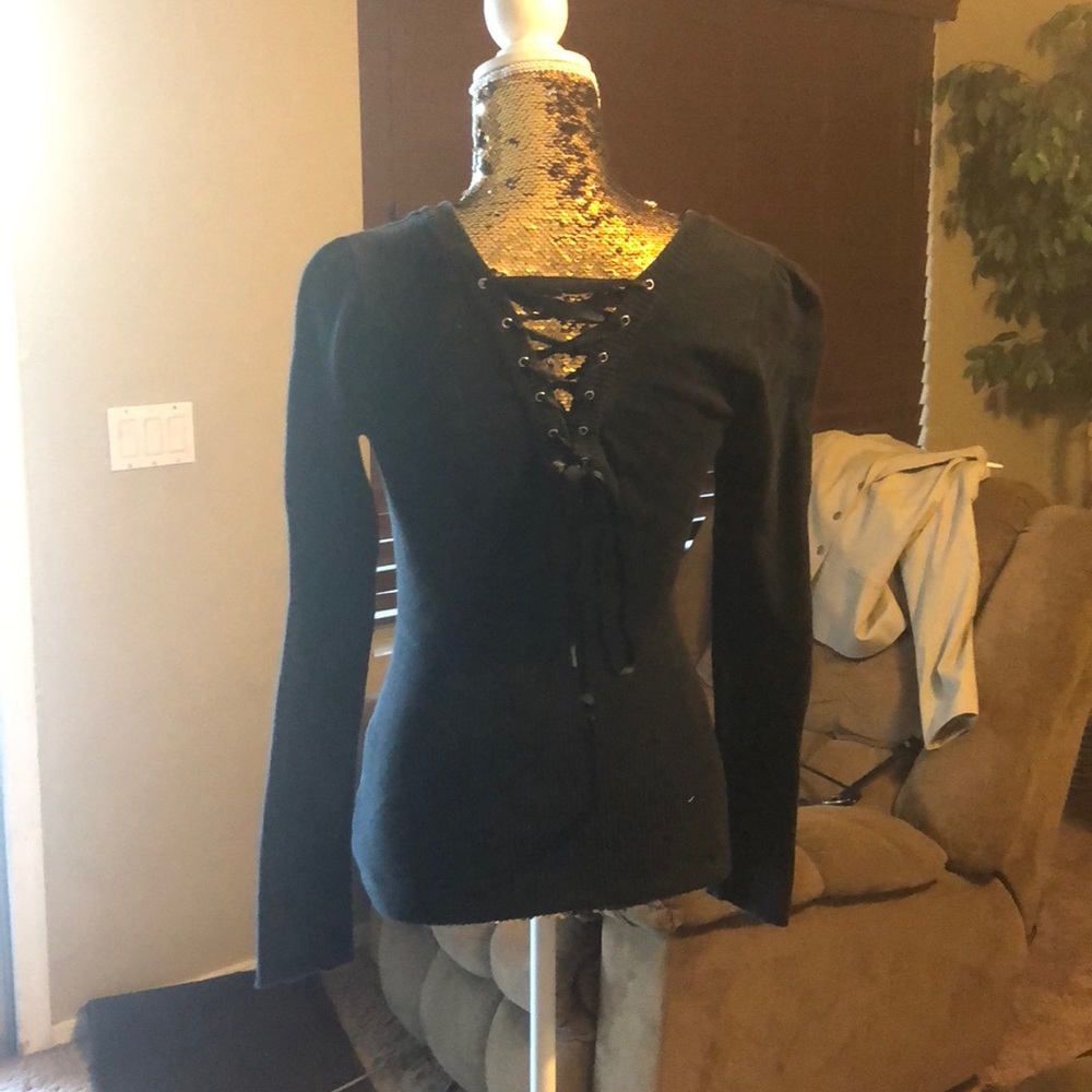 Guess blouse - Picture 3 of 3